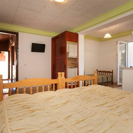 Konukevi Antonella 3*