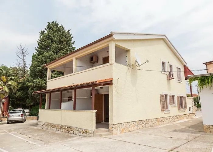 Gostinjska kuća Antonella Premantura